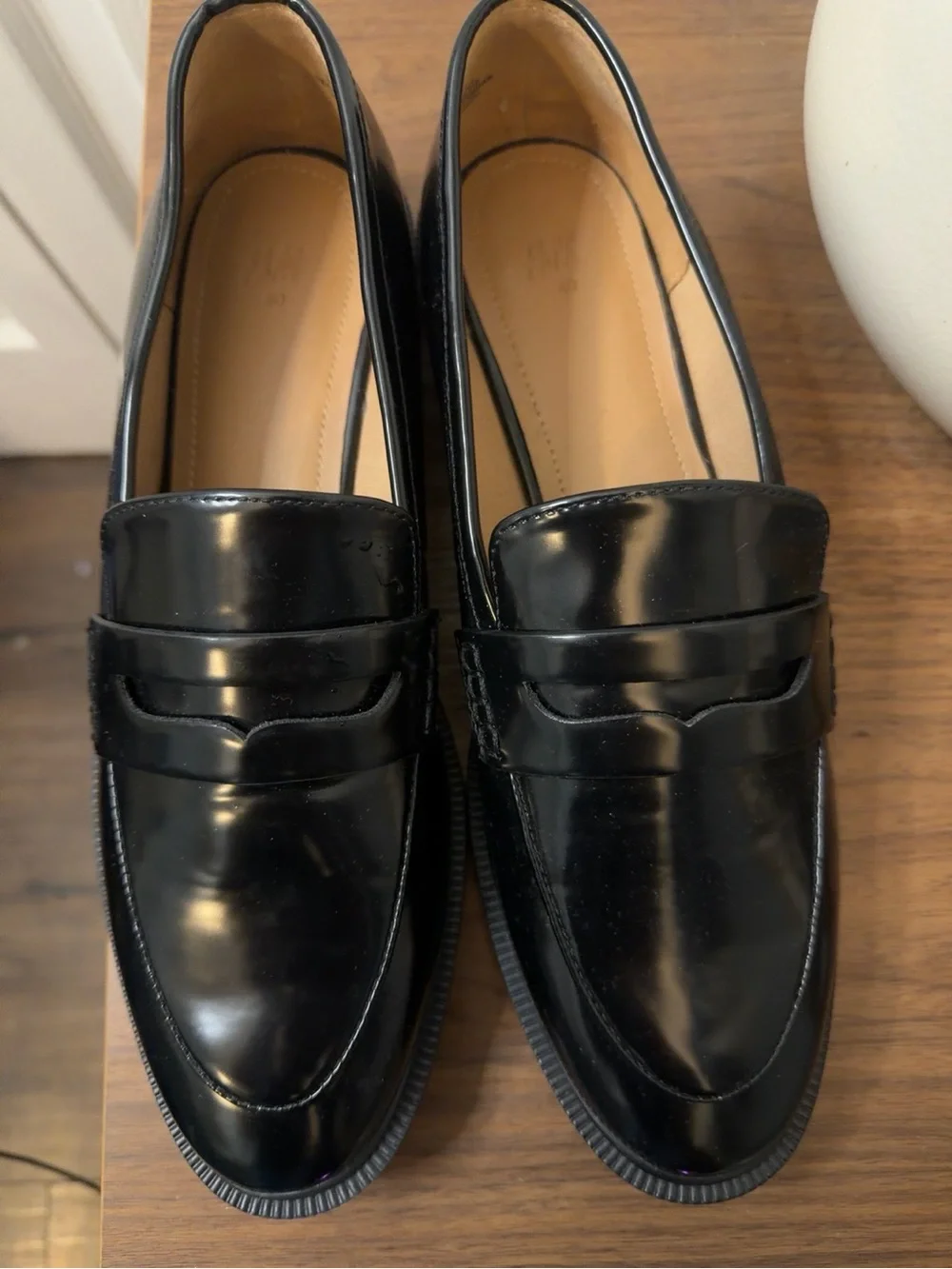 H&M Black Penny Loafers Women’s Size 9 Preppy Dark Academia Classic Shoes
